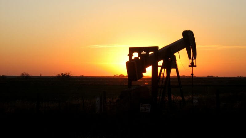 oklahoma sunset oil rig