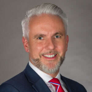Straightforward Answers in the Low-Carbon Market | Nigel Jenvey, Baker Hughes